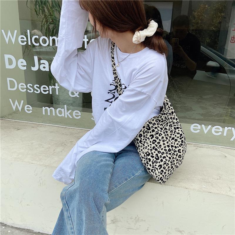 Small Leopard Print Diagonal Cross Bag, Large Capacity, Single Shoulder, Shopping Bag, Fashionable Canvas Bag, Women's, Lightweight Design