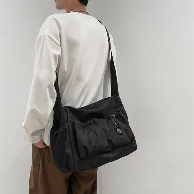 Neue lässige Herren-Taschen mit großem Fassungsvermögen, lässige Persönlichkeit, Mehrfachtaschen, Herren-Taschen in reiner Farbe, Umhängetaschen, trendiges großes Fassungsvermögen, Stoff
