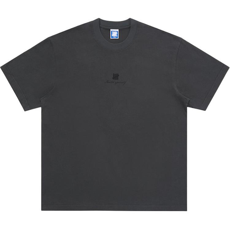 UNDEFEATED Short Sleeved T Shirts Unisex UC52GSS17M