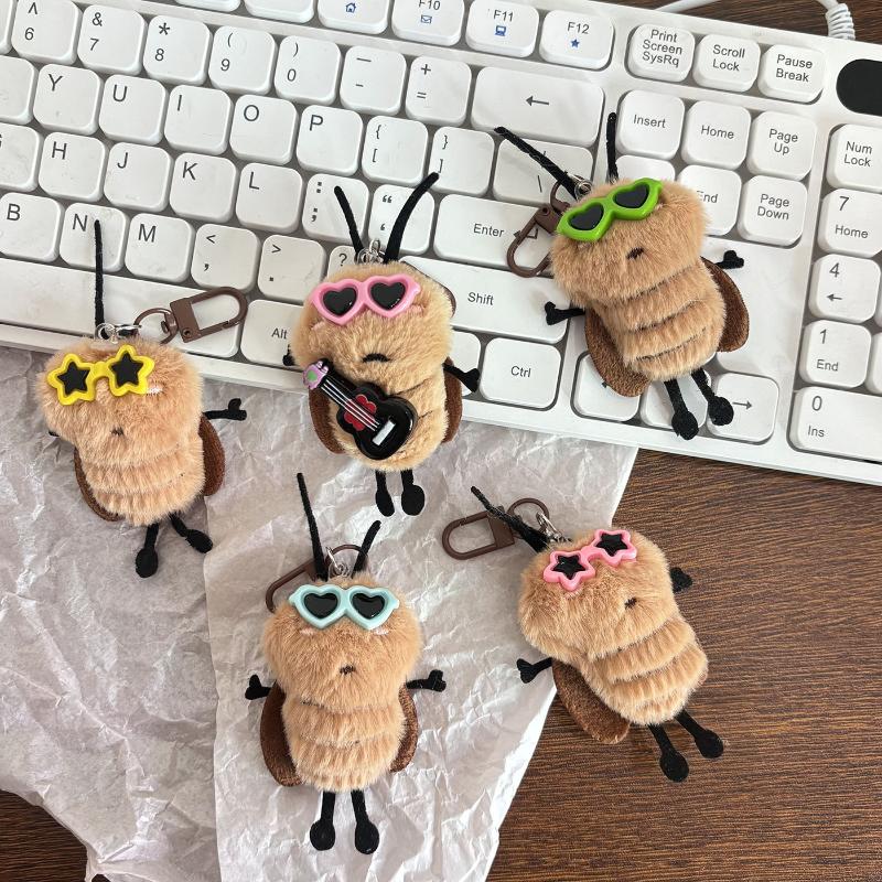 Creatividad Dibujos Animados Cucaracha Muñeca Peluche Llavero Divertida Cucaracha Muñeco Relleno Peluche Juguete Colgante Mochila Decoración Accesorios