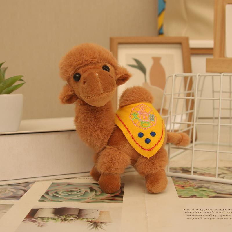 Niedliche Wüstenglocke liegendes kleines Kamel Anhänger Plüschtier Puppe Taschenanhänger Schlüsselanhänger Plüschpuppe