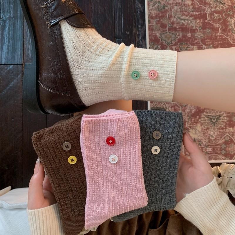 Children's Colorful Buttoned Trendy Socks, Vertical Stripe Mid-calf Socks, Suitable for Autumn and Winter.