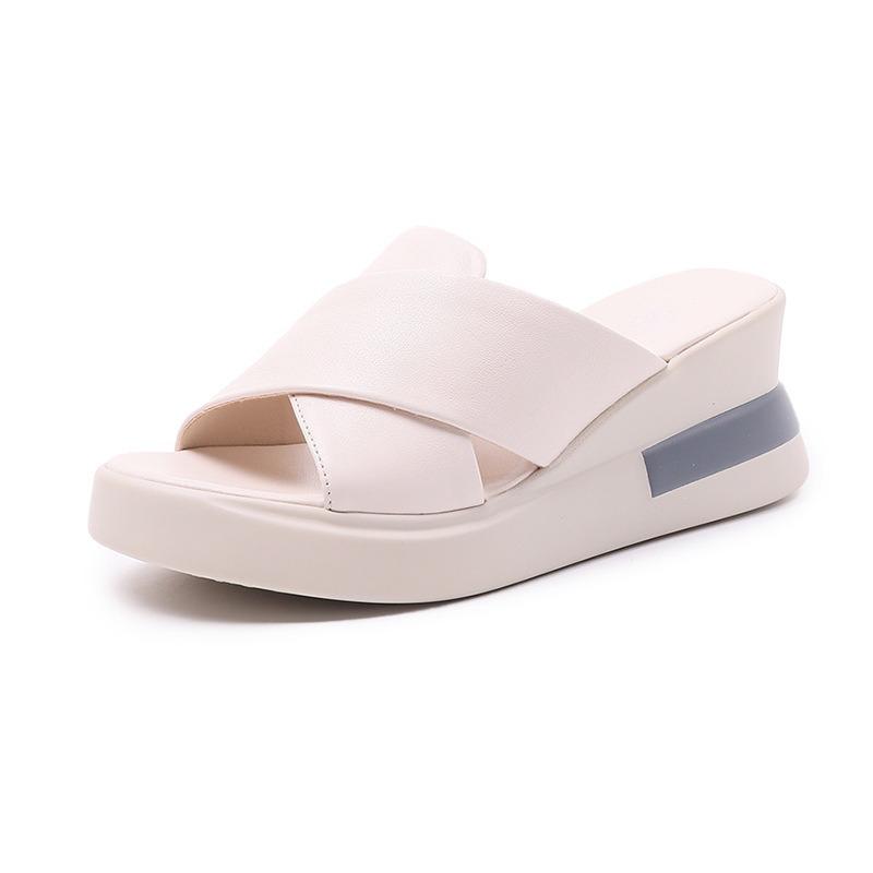 The Open-toed Fairy Wears Large-size Wedge-heeled Cool Slippers, Summer New Fashion Muffin Thick-soled Slippers.