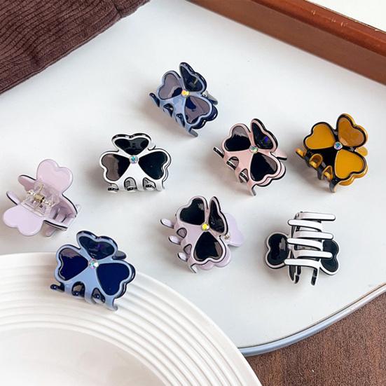 Shark Hair Claw, Built-in High Elastic Spring Hair Clip, Clover Shape Back Head Hair Clip, Portable Hair Accessory for Daily Travel