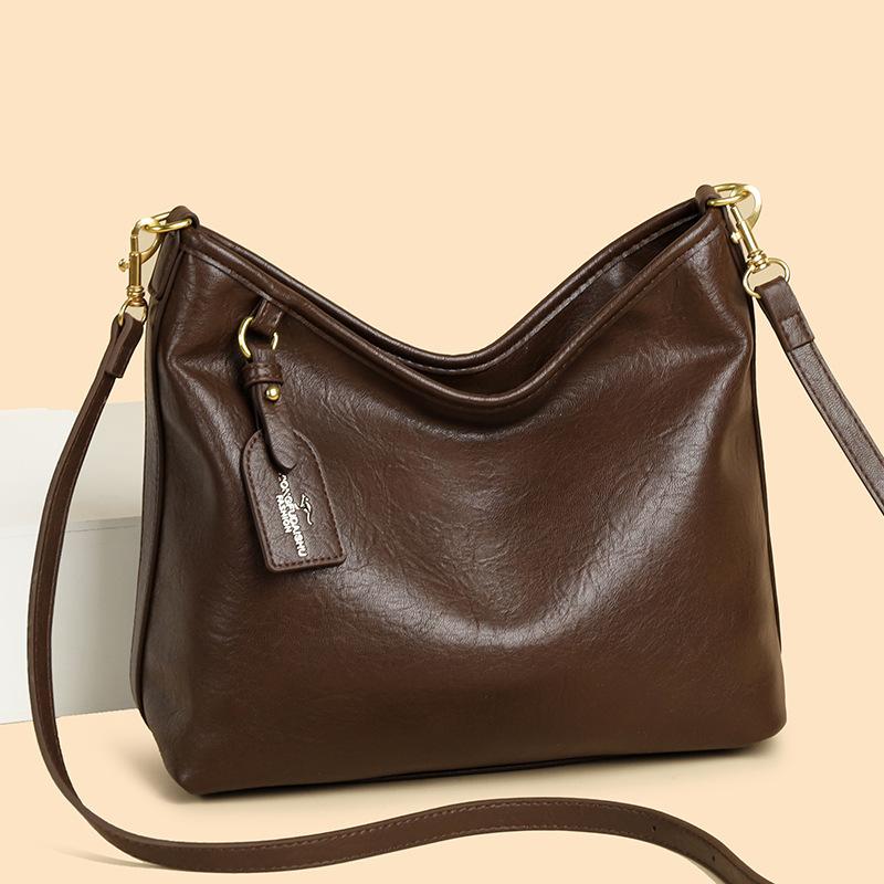 Large-capacity bag women s autumn and winter new retro versatile shoulder bag casual simple commuter dumpling bag