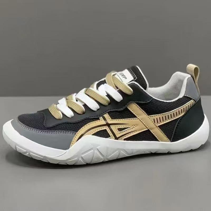 Men's Shoes Spring and Summer New Men's Mesh Breathable Casual Shoes Comfortable Lightweight Soft Sole Versatile Student Running Shoes