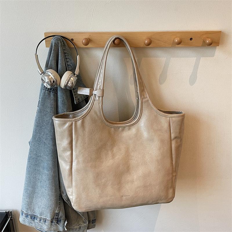 Large Capacity Commuter Tote Bag Women's Underarm Bag Shoulder Handbag