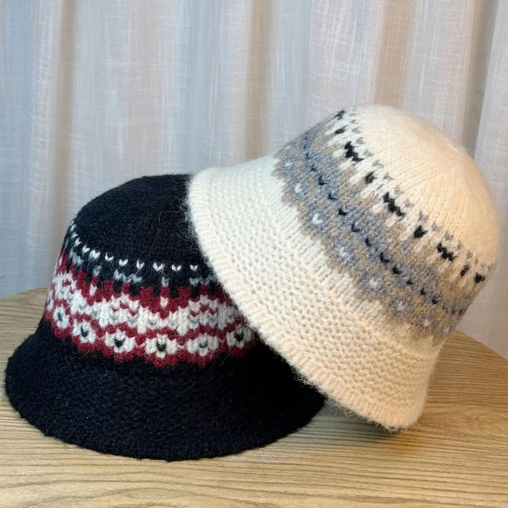 Koreanischer Stil Handgestrickte Jacquard-Wollmütze Damen Herbst Winter Warm Bequem Vielseitig Gesicht-Betonend Kleine Fischerhut