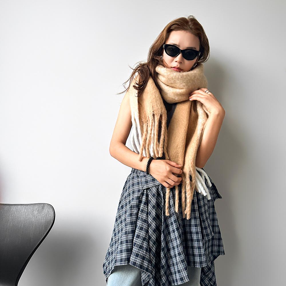 Soft waxy plush large size scarf women's autumn and winter fashion warm thickened scarf white fringed large shawl