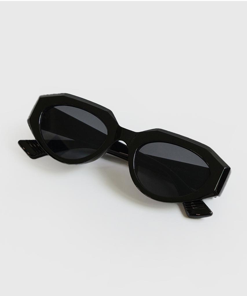 Tukyubeu Spicom (Black)