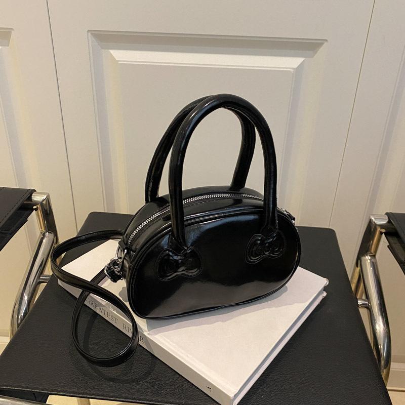 

Корейская портативная красная сладкая сумка женская 2025 новая модная изысканная универсальная ins сумка-мессенджер сумка для боулинга чёрный