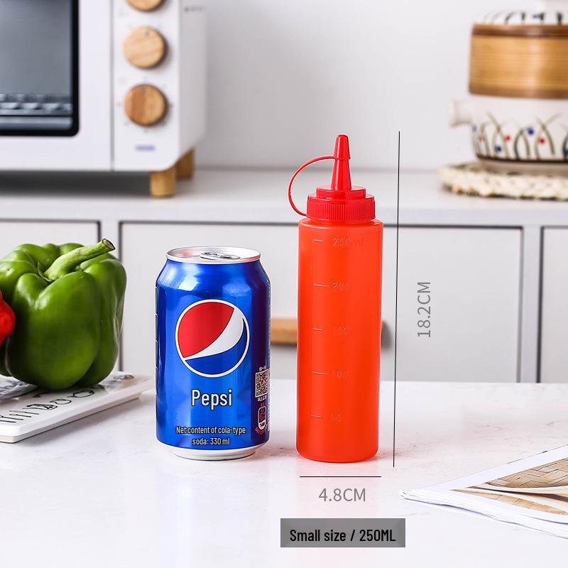 Household Squeeze Oil Bottle - Pointed Mouth for Kitchen Seasoning, Tomato Jam, Salad, or Commercial Use.