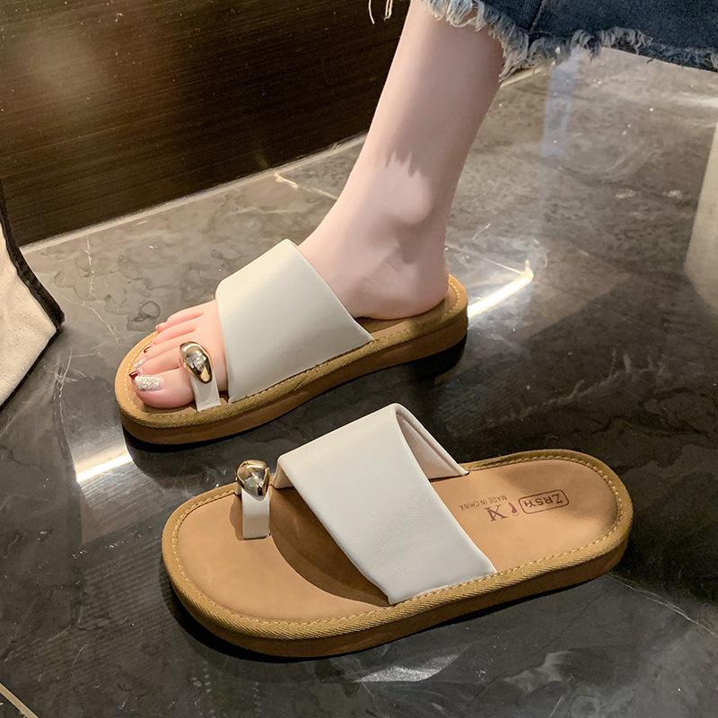 New One-pedal Toe Slippers Women's Summer 2025 Outer Wear Metal Buckle Versatile Flat Bottom One-word Cool Slippers French