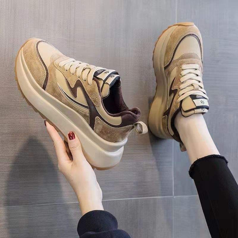 Dad's shoes 2025 autumn and winter new style super popular student slimming sports and leisure shoes single shoe