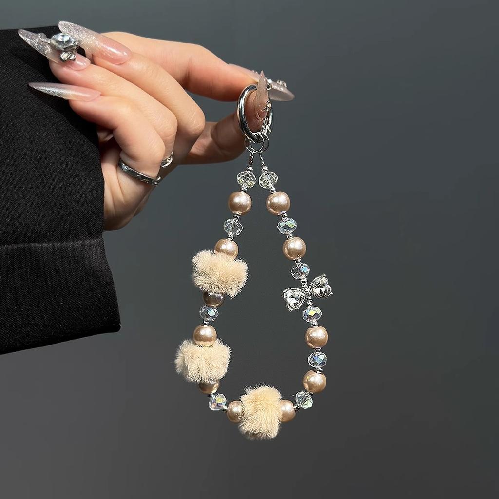New high-end autumn and winter pom-pom mobile phone chain beaded short lanyard bag keychain pendant girl pendant