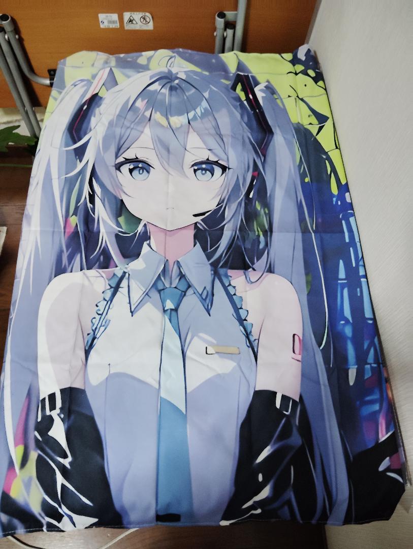 

[USED] Hatsune Miku Tapestry Poster Tablecloth 100cm x 150cm