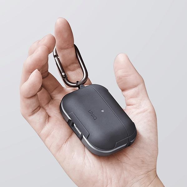 Uniq Case Valencia AirPods Pro Black/Midnight Black Antimicrobial