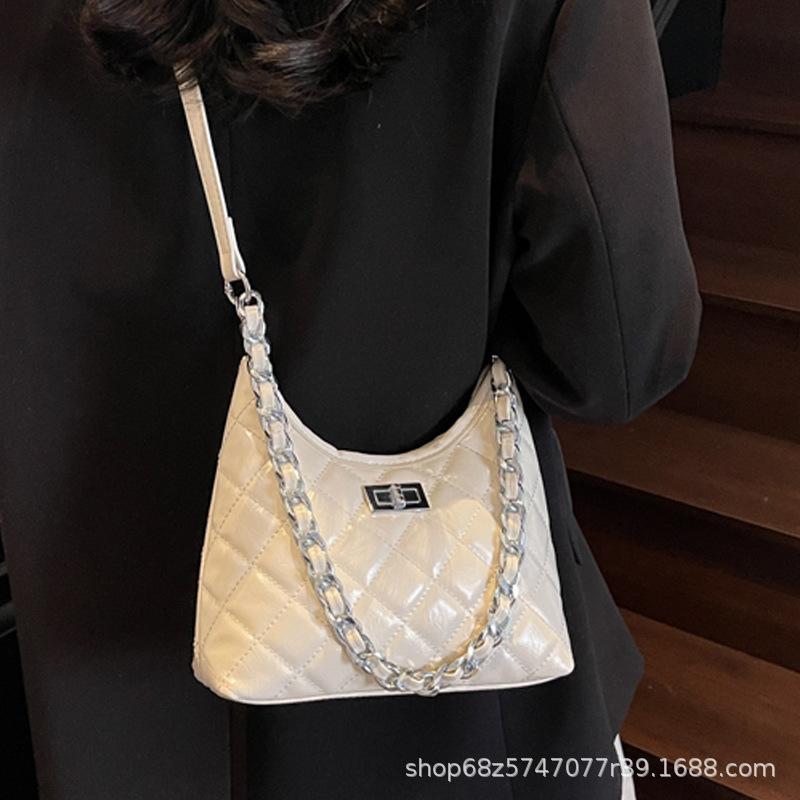 Niche Design Diamond Check Chain Single Shoulder Armpit Tote Bag 2025 New Trendy High-end Simple Commuter Crossbody Bag