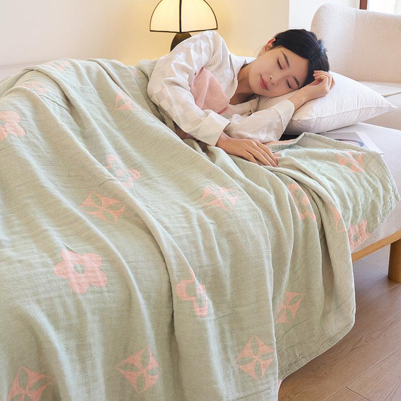 Class A Cotton Three-layer Gauze Throw Blanket Machine Washable Summer Air Conditioning Cool Quilt Office Nap Cover Blanket Soft Towel Quilt