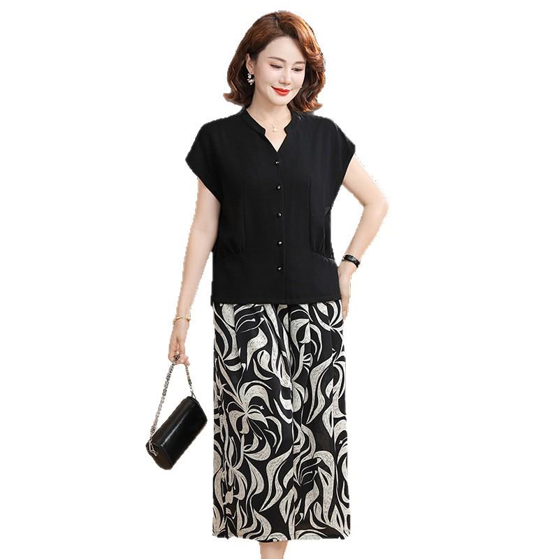 Elegant Summer Outfit Set for Women: Ice Silk Short-Sleeve Top with Skirt Pants - Perfect for Mid-Aged and Older Women