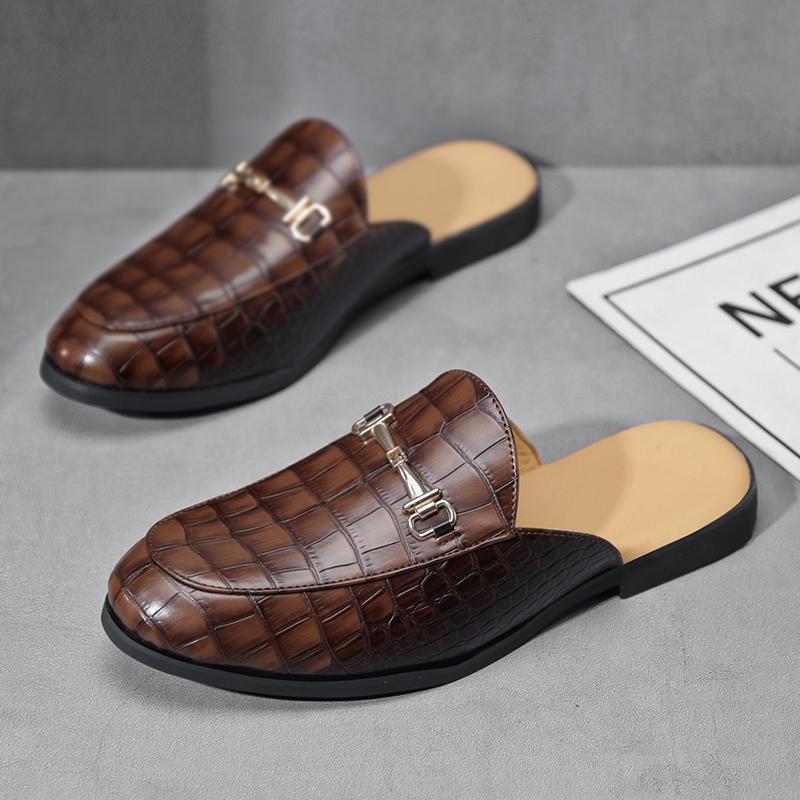 Fashion New Men's Crocodile Pattern Half Slippers Driving Shoes Casual Patent Leather Mules Moccasins Breathable Loafers Zapatos Hombre