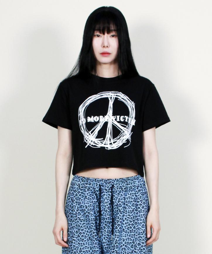 Deumakeu Piece Graphic Crop Short Sleeve T-Shirt Black