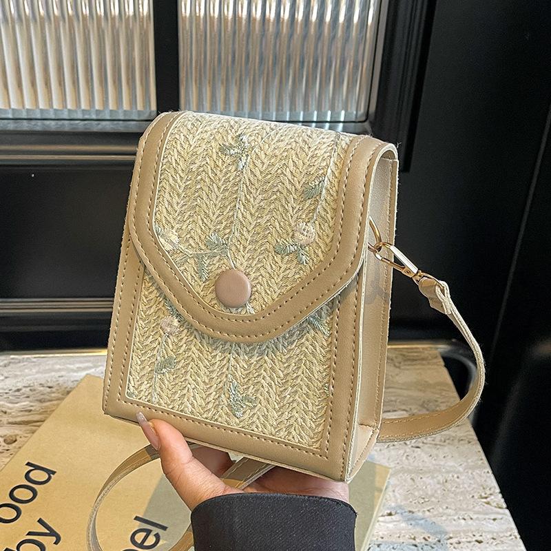 Summer Niche Bag Women's New Trendy Crossbody Bag Women Ins Small Fresh and Fashionable One-shoulder Square Bag