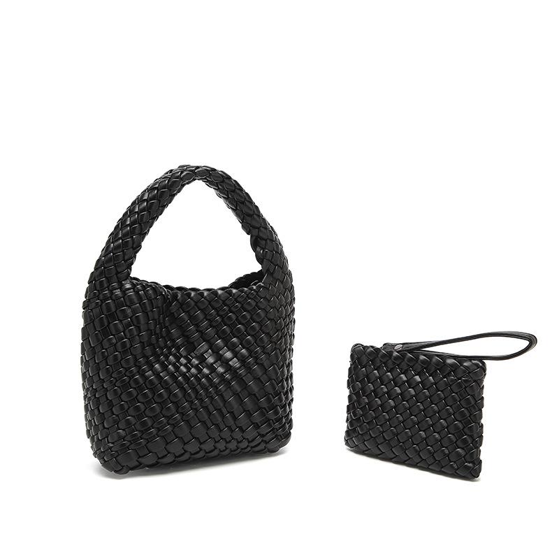 2025 New PU Soft Leather Handmade Woven Bag for Women, Fashionable Commuting and Travel Crossbody Bag чёрный
