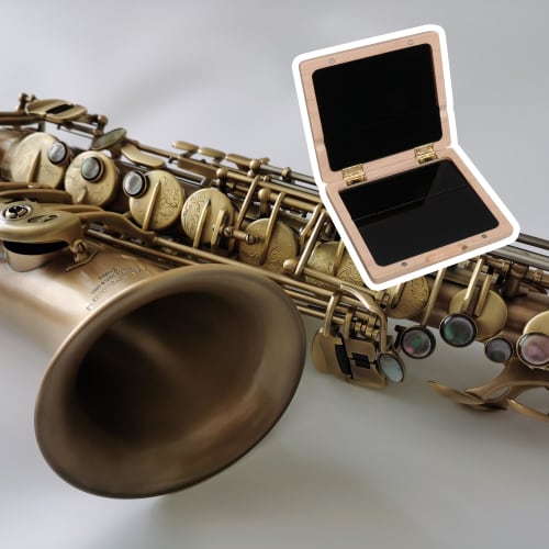 Yibuy Wooden Reed Case for Saxophones, Holds 5 Reeds, Moisture Resistant, Easy Access, Natural Color