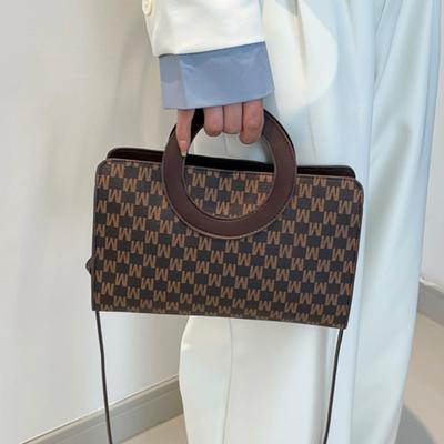 Premium duygu retro taşınabilir kare çanta kadın çantası 2025 yeni moda omuz çantası kurye postacı çantası