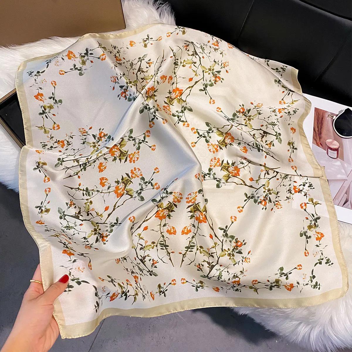 

2025 Новая Мода 70X70см Женский Шарф Шелк Пейсли Принт Шарф Квадратная Шаль Декоративная Повязка на Голову Шея Роскошный Дизайн Бандана