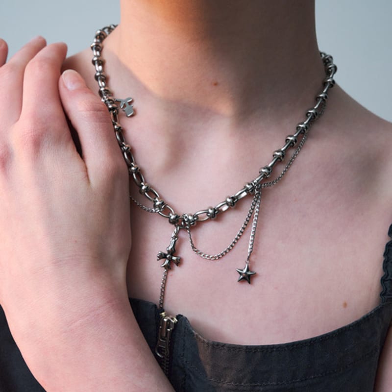 

ellonarc bolt chain necklace FREE