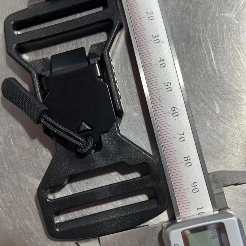 Quick Release Buckle Plastic With Metal Magnetic Buckles for Men Belt Molle Backpack Webbing Strap Garment  Accessories