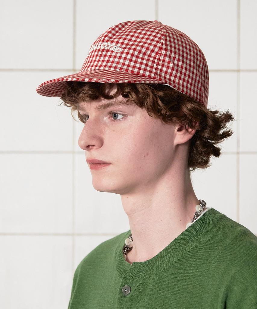 UNALLOYED Logo Gingham Check Cap / Red