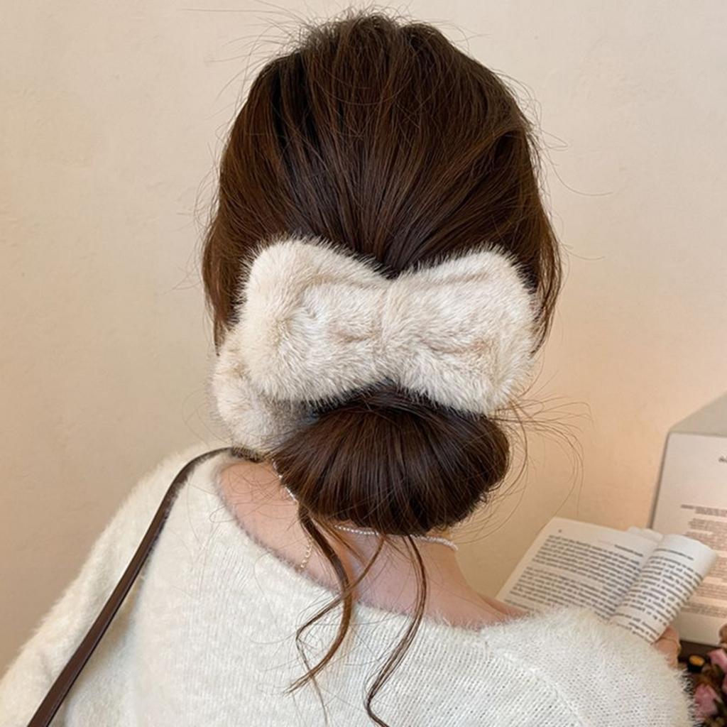 Plush Bow Meatball Shaped Head Grab Clip Women's Back of The Head High End Feeling New Style of Hair Clip Hair Fashion Accessory