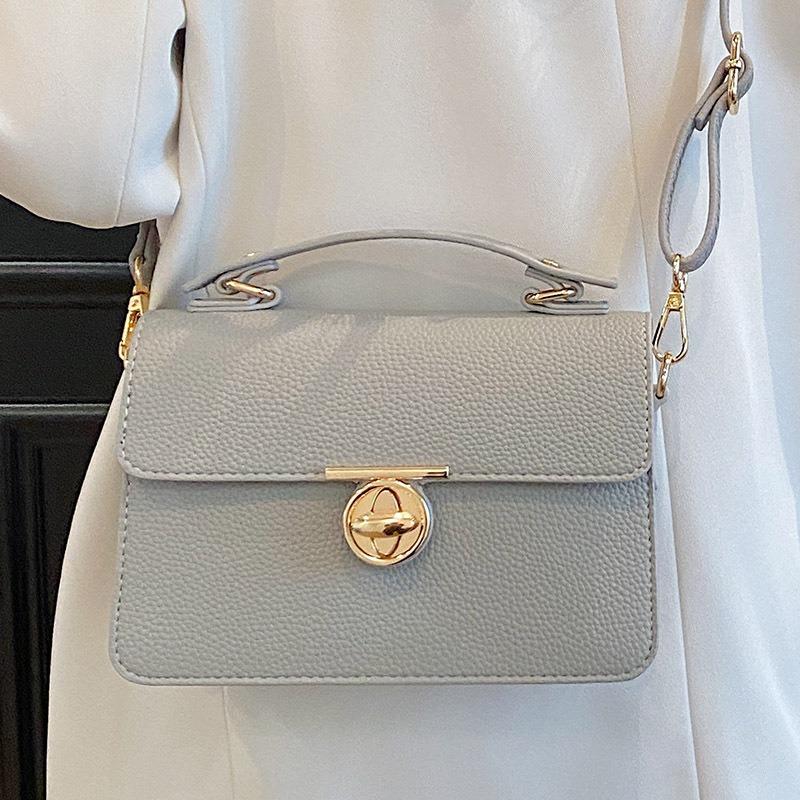 Portable small square bag autumn new fashion popular texture lock solid color casual shoulder messenger bag