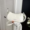 Trendy Fashionable Cross-body Bag, Small Bag with A Chic and Simple Design, Diagonal Cross-body Small Square Bag