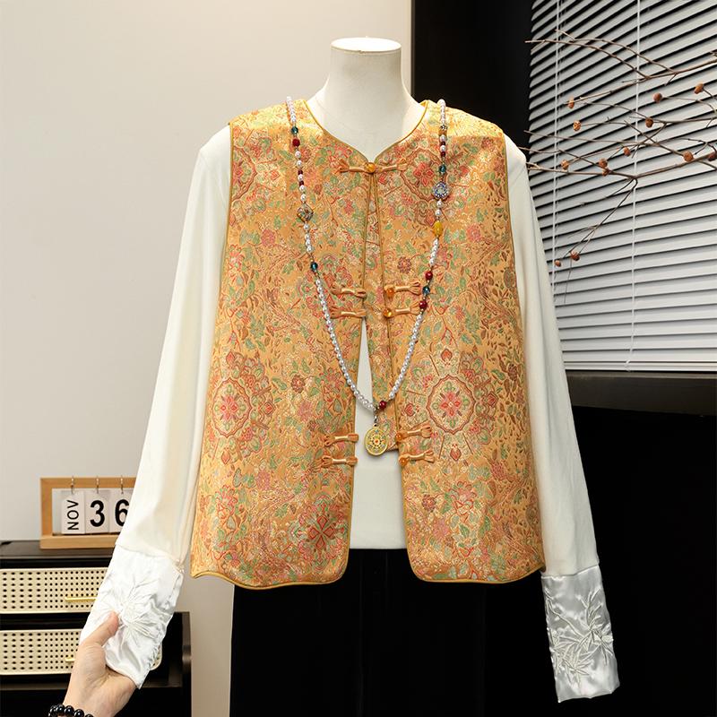 

Yellow Retro Brocade Jacquard Vest with Frog Buttons for Middle-Aged and Elderly Women - Spring Chinese Style 5XL (Suitable for 150-165 jin) жёлтый