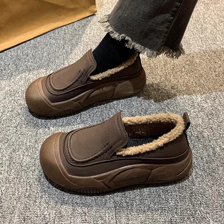 Fleece warm thick-soled fluffy shoes for women in the autumn and winter of 2025, new outer cotton shoes, one pedal, casual Doudou shoes