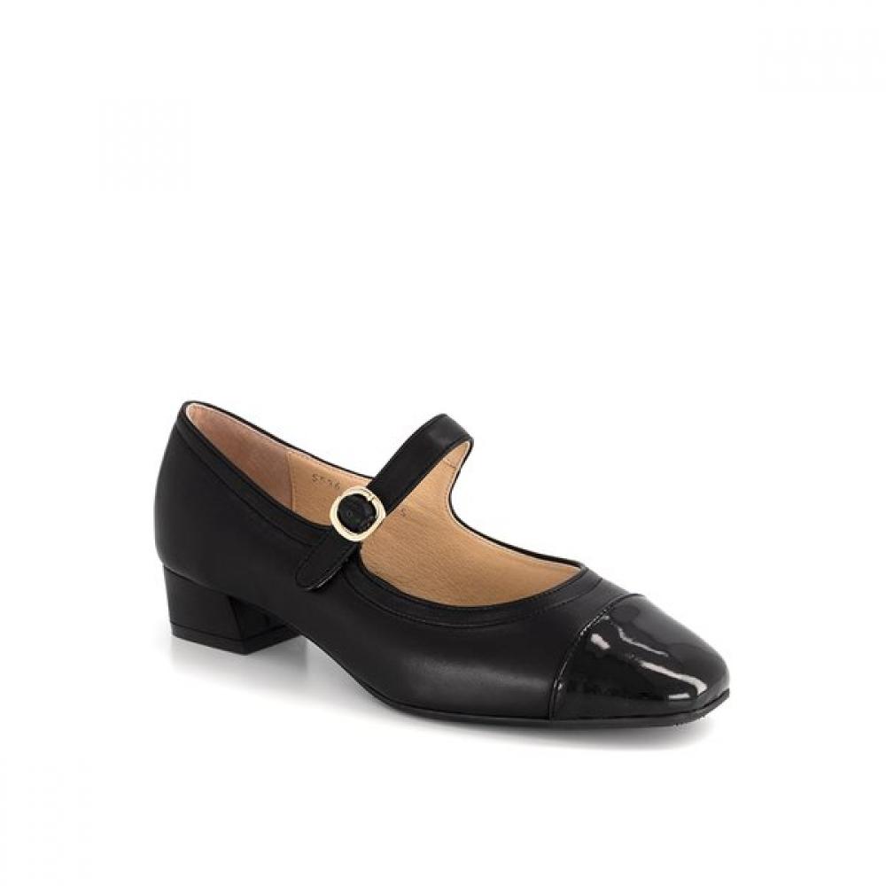 

Kumkang Laurel Women S Enamel Mary Jane ShoeS Laupuc5536wg1 245