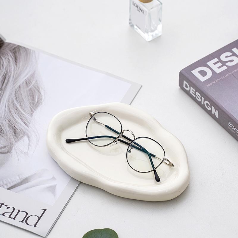 Nordic Ceramic Jewelry Tray & Candle Display for Keys