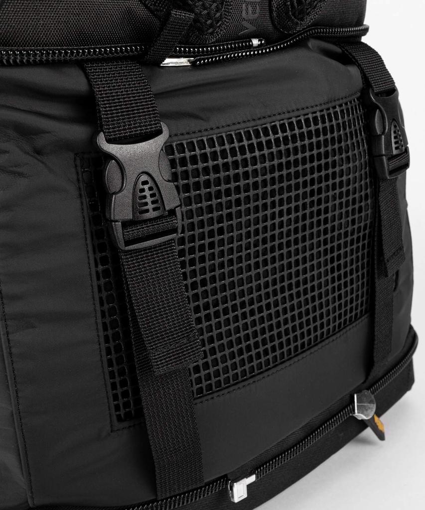 Venum Challenger Xtrem Evo Backpack x (Black Gold)