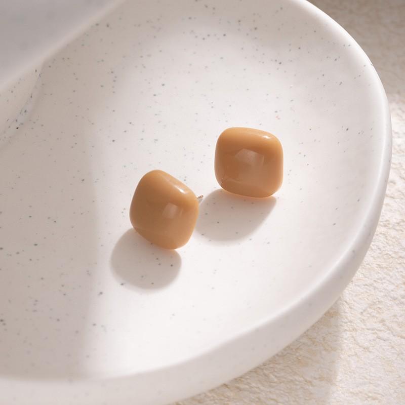 Boucles d'Oreilles Rétro Design de Niche, Petit Sucre, Clous Simples, Petite Série Thé Frais, Exquises, Petites et Polyvalentes Boucles d'Oreilles Tempérament