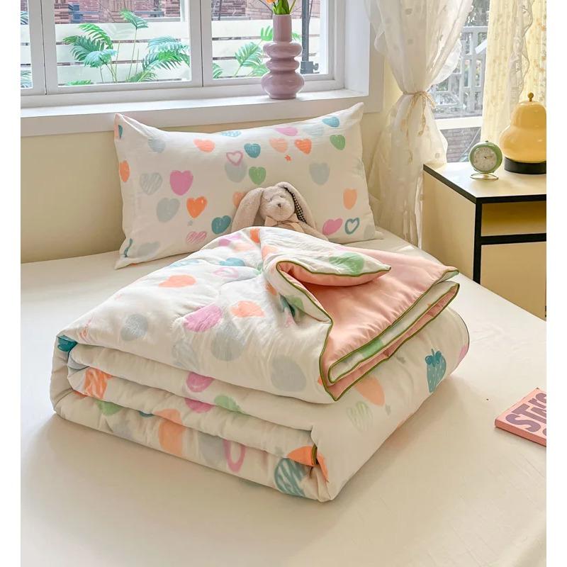 Cute Cartoon Printed Thin Quilt Kids Students Summer Double Yarn Soybean Air Conditioning Comforter Lightweight Cooling Blankets