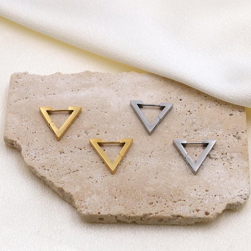 Small Fresh Student Girls Earrings Simple And Fashionable Non-Fading Titanium Steel Jewelry
