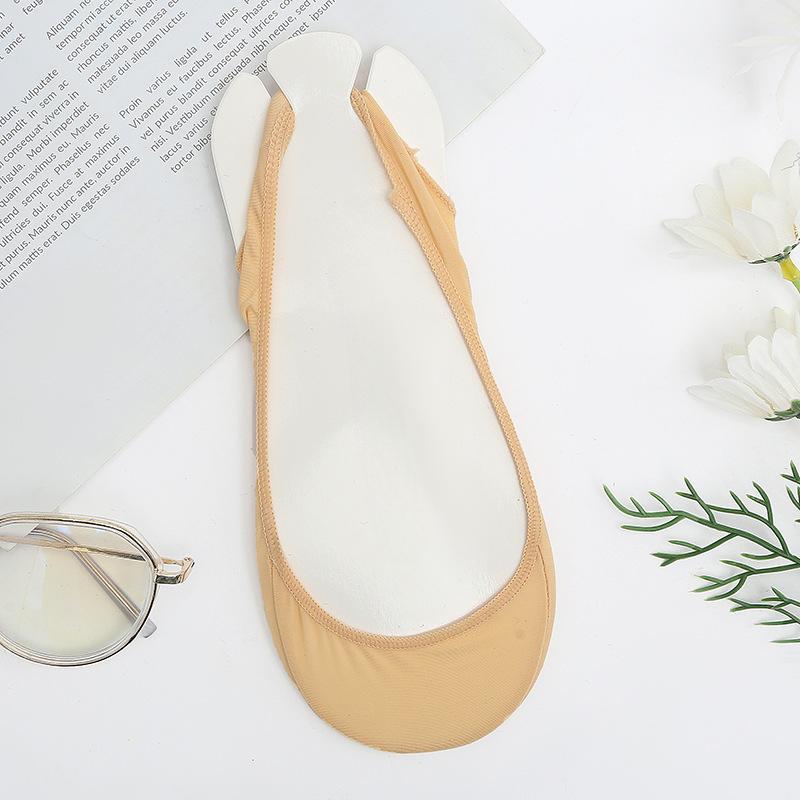 Women Ultra Thin Invisible Socks with Thickened Forefoot Pads Shallow Mouth Non Slip Socks for High Heel Girls