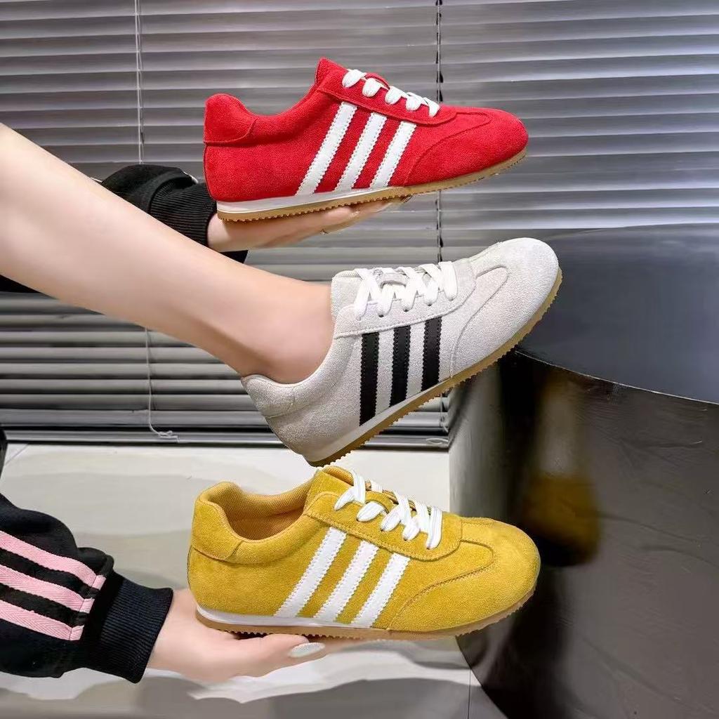 Retro Anti-velvet German Training Shoes with Laces, Comfortable and Lightweight Flat-bottomed Casual Shoes, Single Shoes, Small White Shoes,