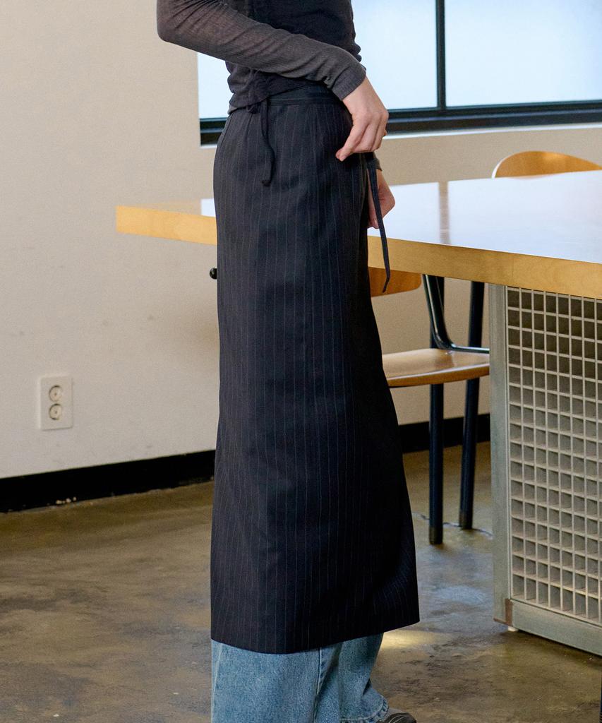 Awi Stripe H-Line Skirt_Navy