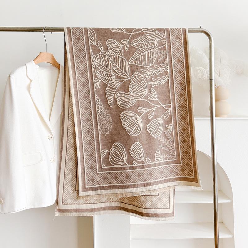 Korean High-End Petal Printing Women'S Imitation Cashmere Thermal Scarf Double-Sided Two-Color Air Conditioner Shawl