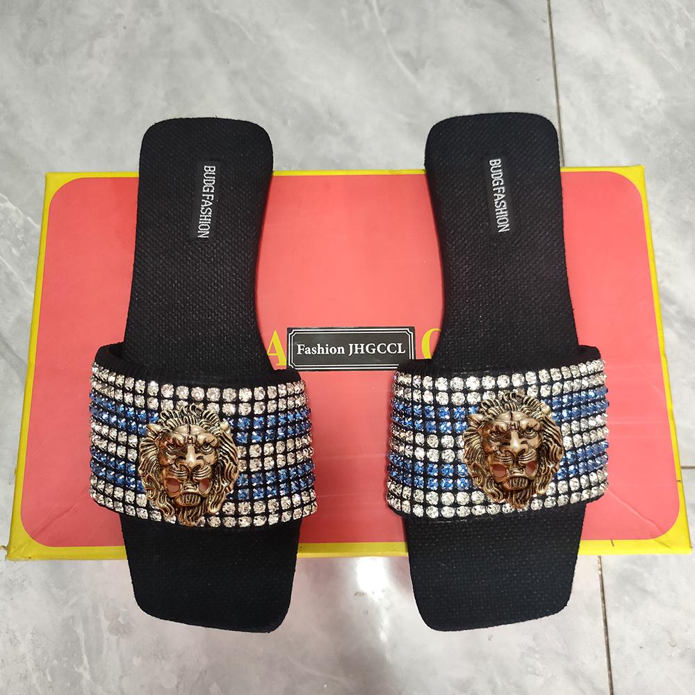 Fashion Summer women's slippers  designer casual beach sandals Rhinestone luxury slippers T7
